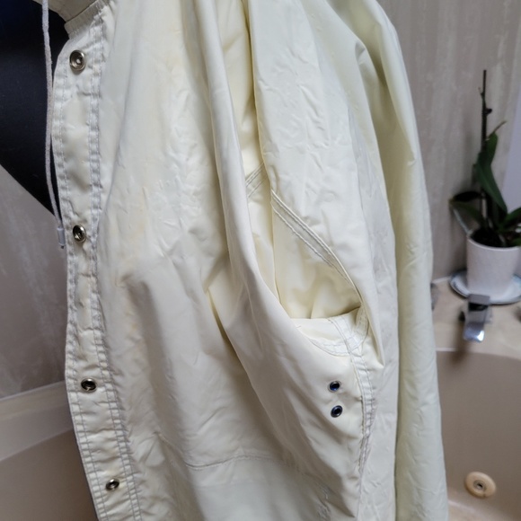 Vintage Woolrich Women’s Rain Jacket size Med - Picture 16 of 16
